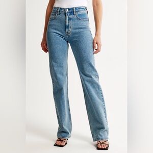 Abercrombie women’s 90s high rise relaxed jean